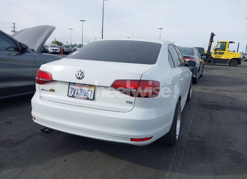 Photo 17 of 2017 Volkswagen Jetta 1.4T S (VIN 3VW2B7AJ6HM319136)