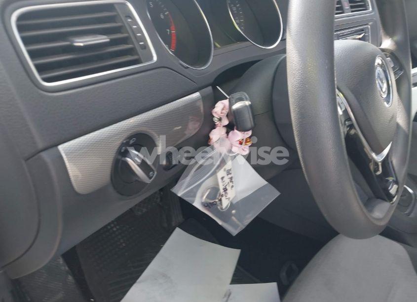 Photo 20 of 2017 Volkswagen Jetta 1.4T S (VIN 3VW2B7AJ6HM319136)