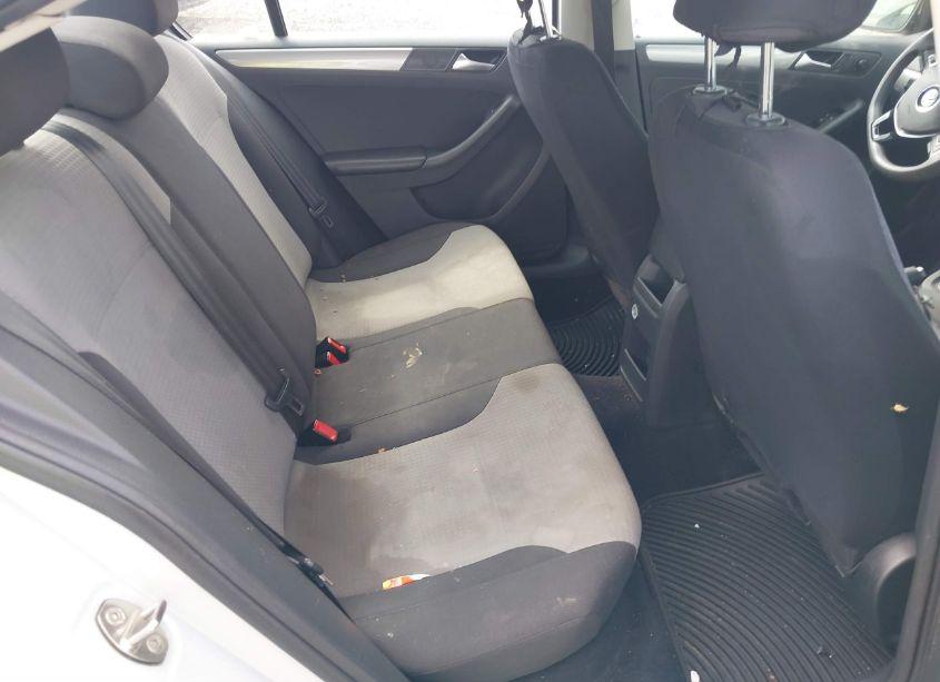 Photo 8 of 2017 Volkswagen Jetta 1.4T S (VIN 3VW2B7AJ6HM320772)