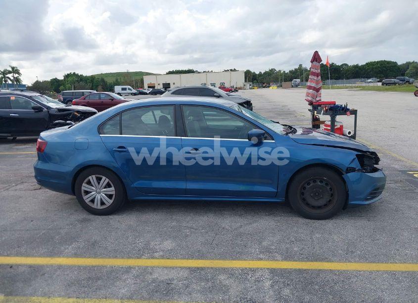 Photo 13 of 2017 Volkswagen Jetta 1.4T S (VIN 3VW2B7AJ6HM331383)