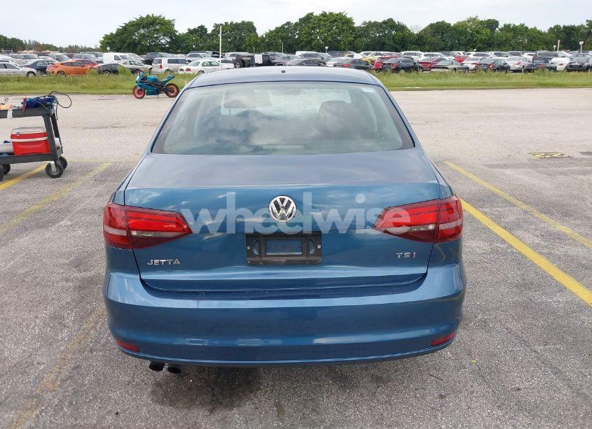 Photo 16 of 2017 Volkswagen Jetta 1.4T S (VIN 3VW2B7AJ6HM331383)