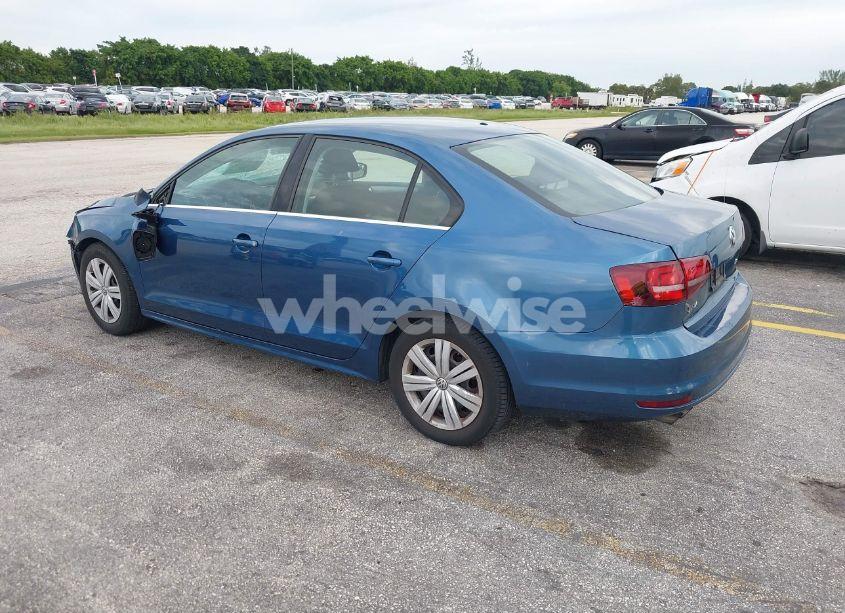 Photo 3 of 2017 Volkswagen Jetta 1.4T S (VIN 3VW2B7AJ6HM331383)