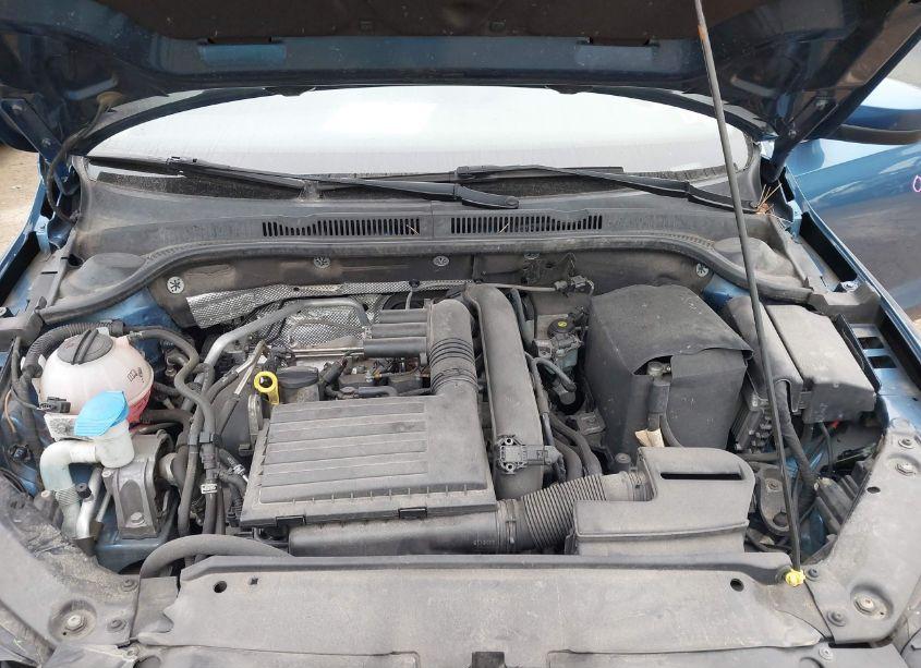 Photo 10 of 2017 Volkswagen Jetta 1.4T S (VIN 3VW2B7AJ6HM344599)