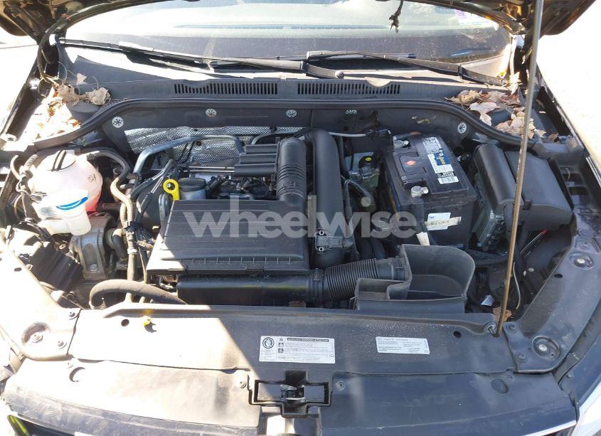 Photo 10 of 2017 Volkswagen Jetta 1.4T S (VIN 3VW2B7AJ6HM349334)