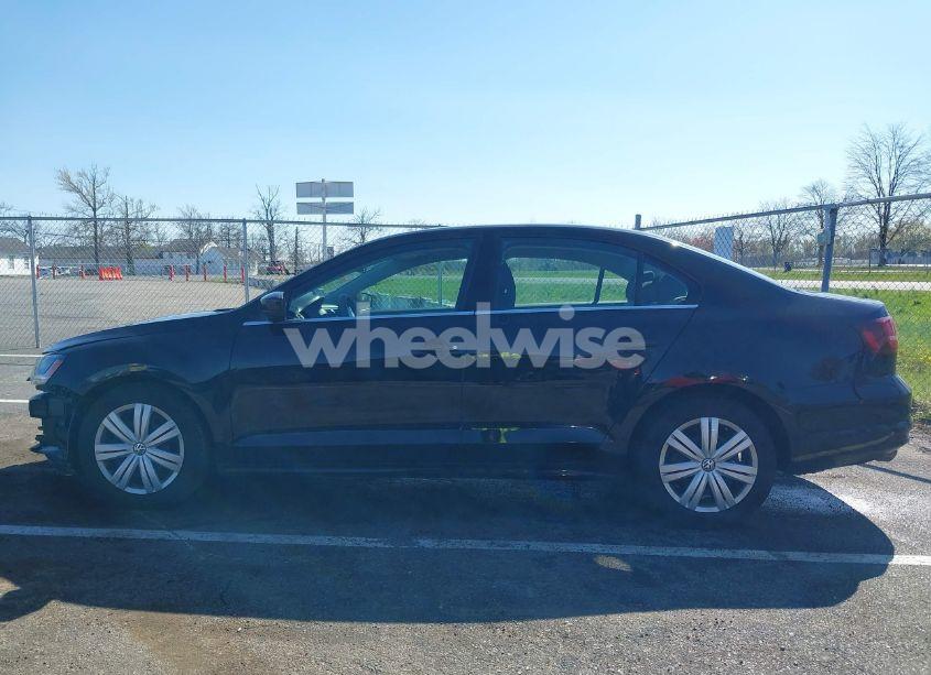 Photo 14 of 2017 Volkswagen Jetta 1.4T S (VIN 3VW2B7AJ6HM349334)
