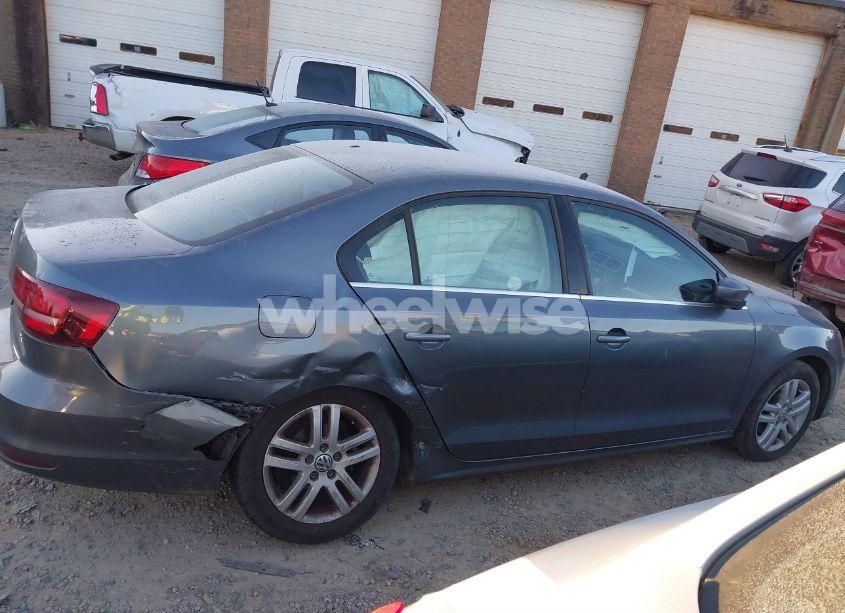 Photo 13 of 2017 Volkswagen Jetta 1.4T S (VIN 3VW2B7AJ6HM373021)