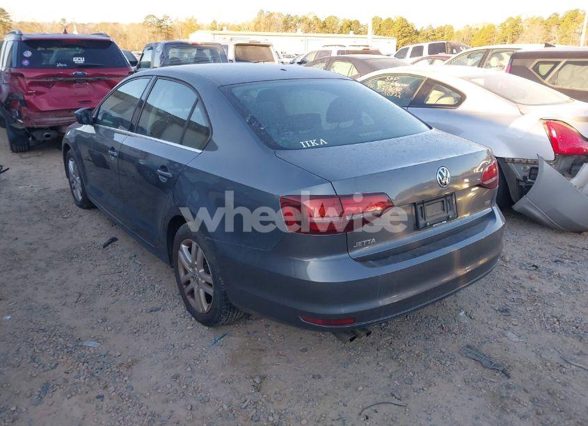 Photo 3 of 2017 Volkswagen Jetta 1.4T S (VIN 3VW2B7AJ6HM373021)