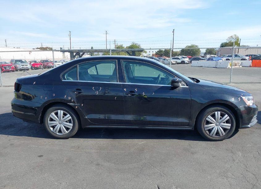Photo 13 of 2017 Volkswagen Jetta 1.4T S (VIN 3VW2B7AJ6HM384813)