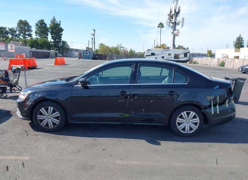 Photo 14 of 2017 Volkswagen Jetta 1.4T S (VIN 3VW2B7AJ6HM384813)