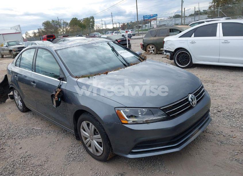 2017 Volkswagen Jetta 1.4T S (VIN 3VW2B7AJ6HM392877) main photo