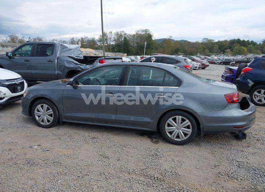 Photo 14 of 2017 Volkswagen Jetta 1.4T S (VIN 3VW2B7AJ6HM392877)