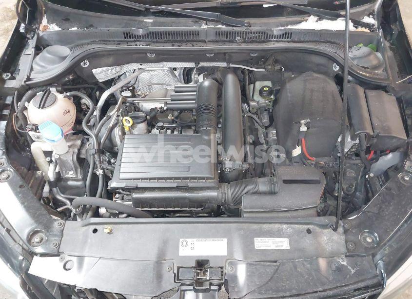 Photo 10 of 2017 Volkswagen Jetta 1.4T S (VIN 3VW2B7AJ7HM205954)