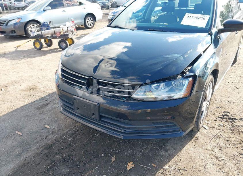 Photo 6 of 2017 Volkswagen Jetta 1.4T S (VIN 3VW2B7AJ7HM251090)