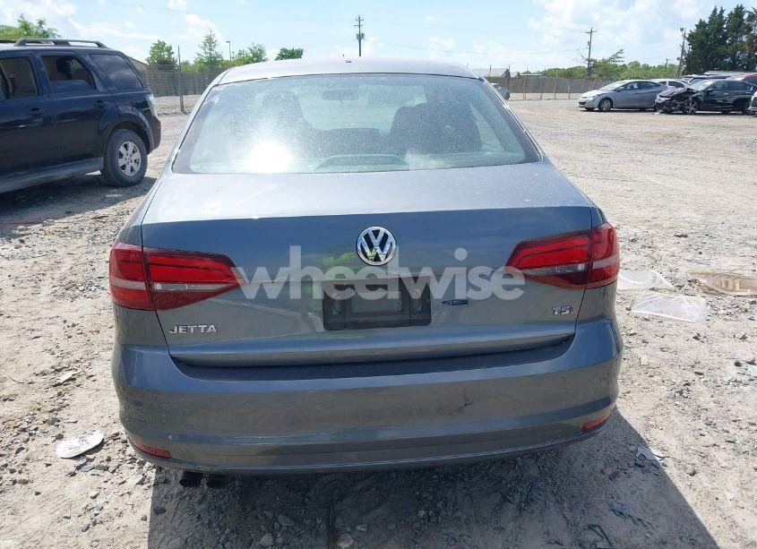 Photo 16 of 2017 Volkswagen Jetta 1.4T S (VIN 3VW2B7AJ7HM264289)