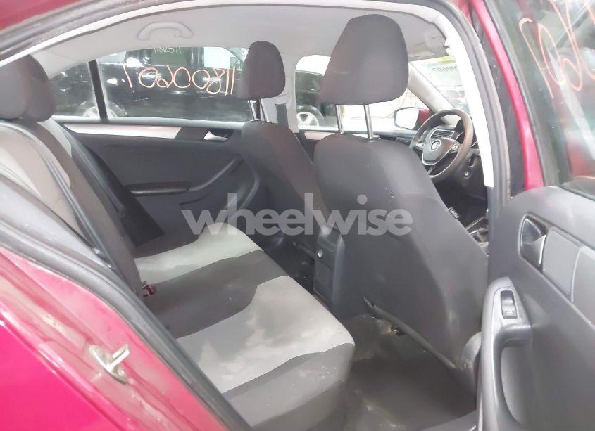 Photo 8 of 2017 Volkswagen Jetta 1.4T S (VIN 3VW2B7AJ7HM266334)