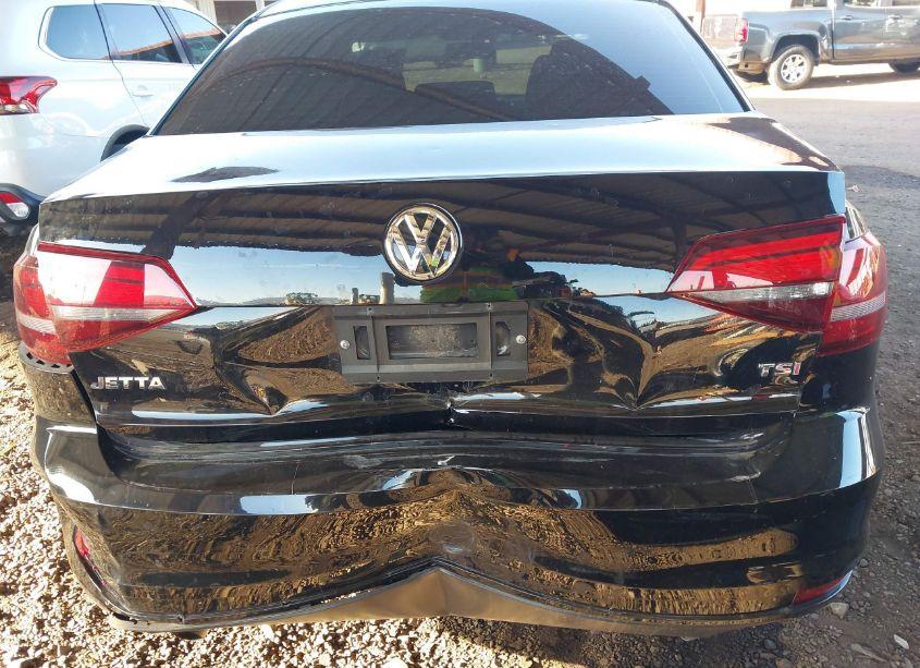 Photo 16 of 2017 Volkswagen Jetta 1.4T S (VIN 3VW2B7AJ7HM293968)