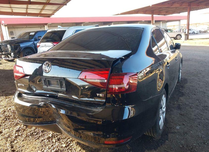 Photo 4 of 2017 Volkswagen Jetta 1.4T S (VIN 3VW2B7AJ7HM293968)