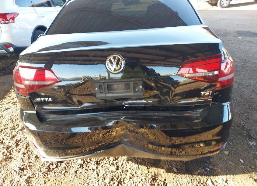 Photo 6 of 2017 Volkswagen Jetta 1.4T S (VIN 3VW2B7AJ7HM293968)