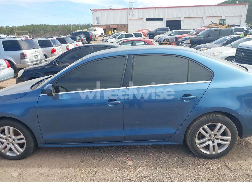 Photo 14 of 2017 Volkswagen Jetta 1.4T S (VIN 3VW2B7AJ7HM321851)