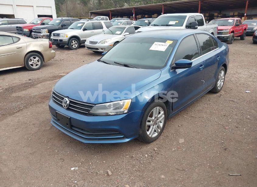 Photo 2 of 2017 Volkswagen Jetta 1.4T S (VIN 3VW2B7AJ7HM321851)