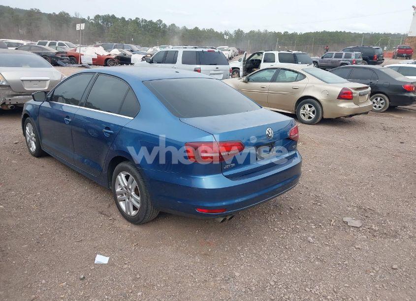 Photo 3 of 2017 Volkswagen Jetta 1.4T S (VIN 3VW2B7AJ7HM321851)