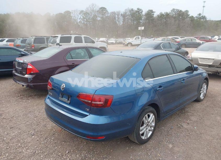 Photo 4 of 2017 Volkswagen Jetta 1.4T S (VIN 3VW2B7AJ7HM321851)