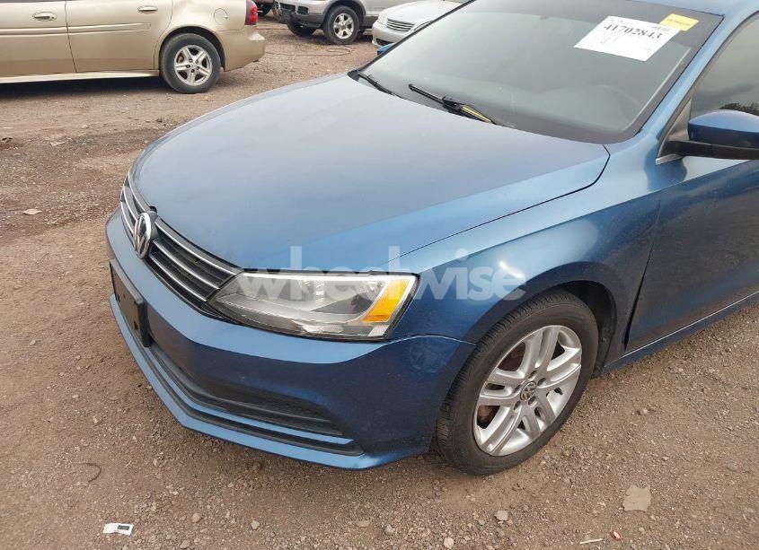 Photo 6 of 2017 Volkswagen Jetta 1.4T S (VIN 3VW2B7AJ7HM321851)