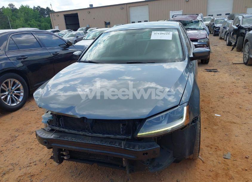 Photo 12 of 2017 Volkswagen Jetta 1.4T S (VIN 3VW2B7AJ7HM329903)