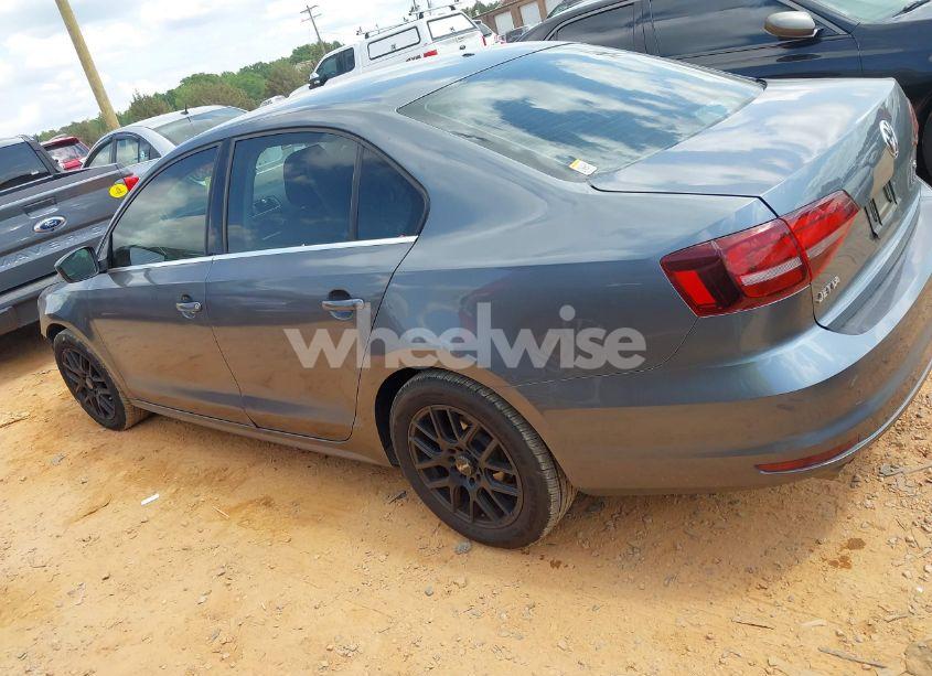 Photo 14 of 2017 Volkswagen Jetta 1.4T S (VIN 3VW2B7AJ7HM329903)