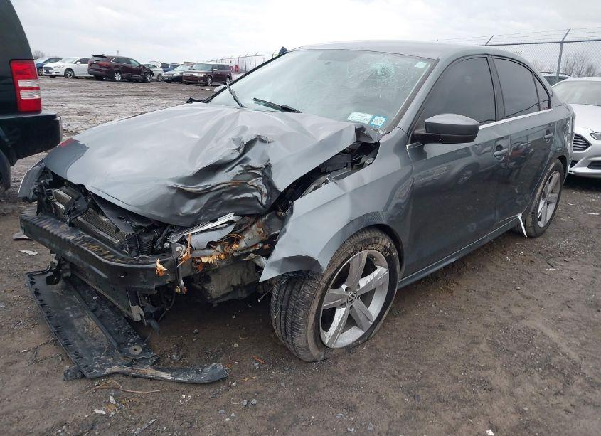 Photo 2 of 2017 Volkswagen Jetta 1.4T S (VIN 3VW2B7AJ7HM332073)