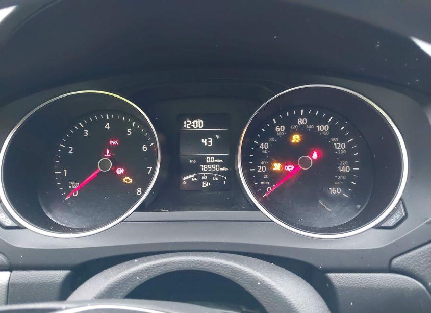 Photo 7 of 2017 Volkswagen Jetta 1.4T S (VIN 3VW2B7AJ7HM332073)