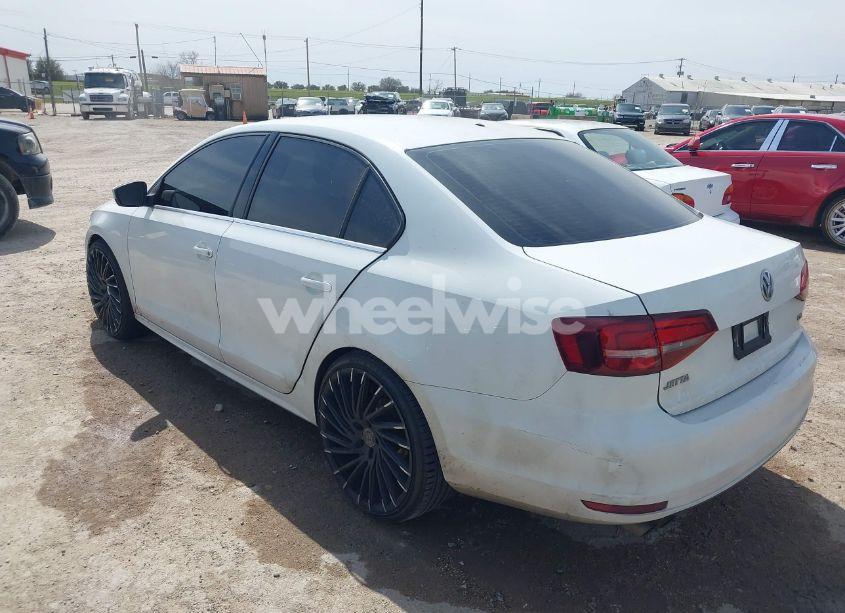 Photo 3 of 2017 Volkswagen Jetta 1.4T S (VIN 3VW2B7AJ7HM344398)