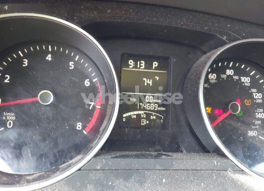 Photo 7 of 2017 Volkswagen Jetta 1.4T S (VIN 3VW2B7AJ7HM344398)