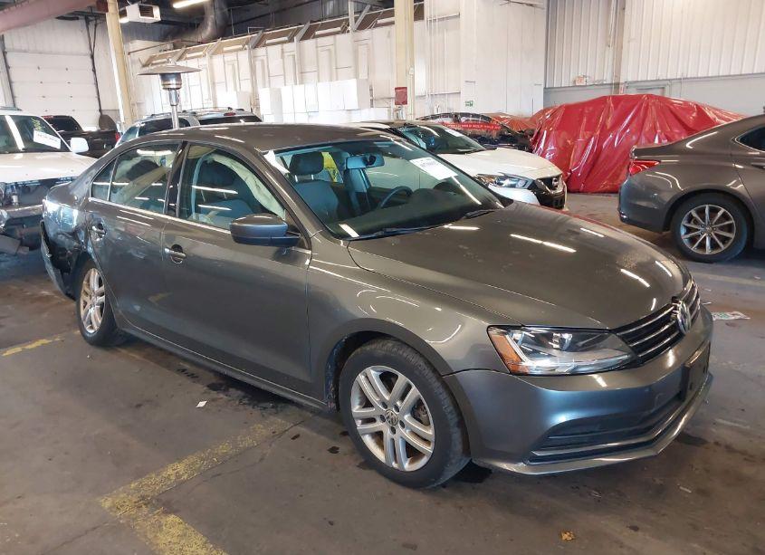 2017 Volkswagen Jetta 1.4T S (VIN 3VW2B7AJ7HM352288) main photo