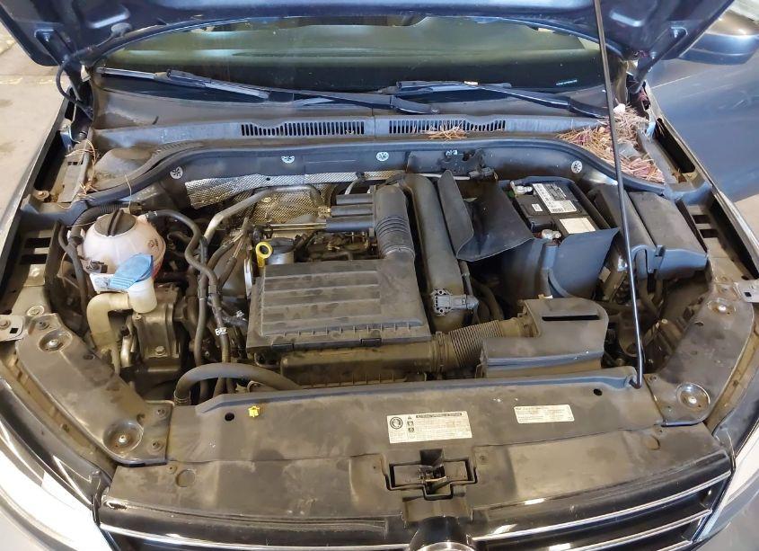 Photo 10 of 2017 Volkswagen Jetta 1.4T S (VIN 3VW2B7AJ7HM352288)