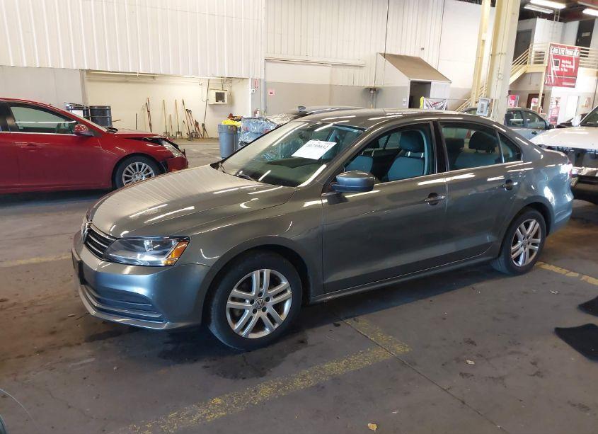 Photo 2 of 2017 Volkswagen Jetta 1.4T S (VIN 3VW2B7AJ7HM352288)