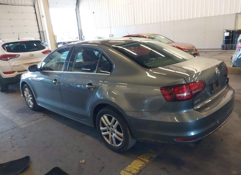 Photo 3 of 2017 Volkswagen Jetta 1.4T S (VIN 3VW2B7AJ7HM352288)