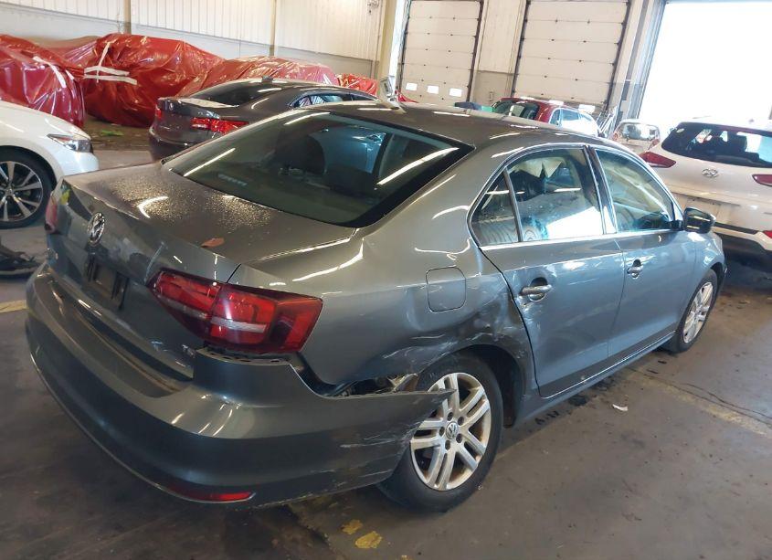 Photo 4 of 2017 Volkswagen Jetta 1.4T S (VIN 3VW2B7AJ7HM352288)
