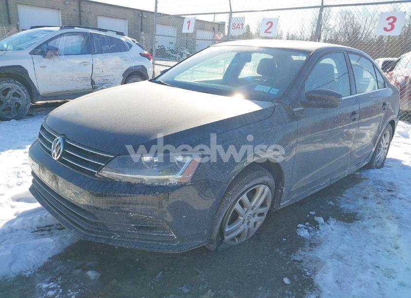 Photo 2 of 2017 Volkswagen Jetta 1.4T S (VIN 3VW2B7AJ7HM370032)