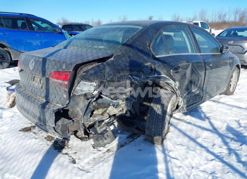 Photo 4 of 2017 Volkswagen Jetta 1.4T S (VIN 3VW2B7AJ7HM370032)