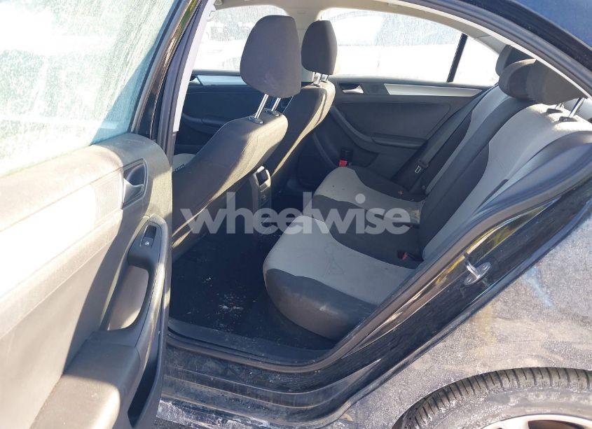 Photo 8 of 2017 Volkswagen Jetta 1.4T S (VIN 3VW2B7AJ7HM370032)