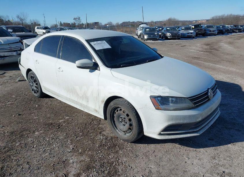 2017 Volkswagen Jetta 1.4T S (VIN 3VW2B7AJ7HM370502) main photo