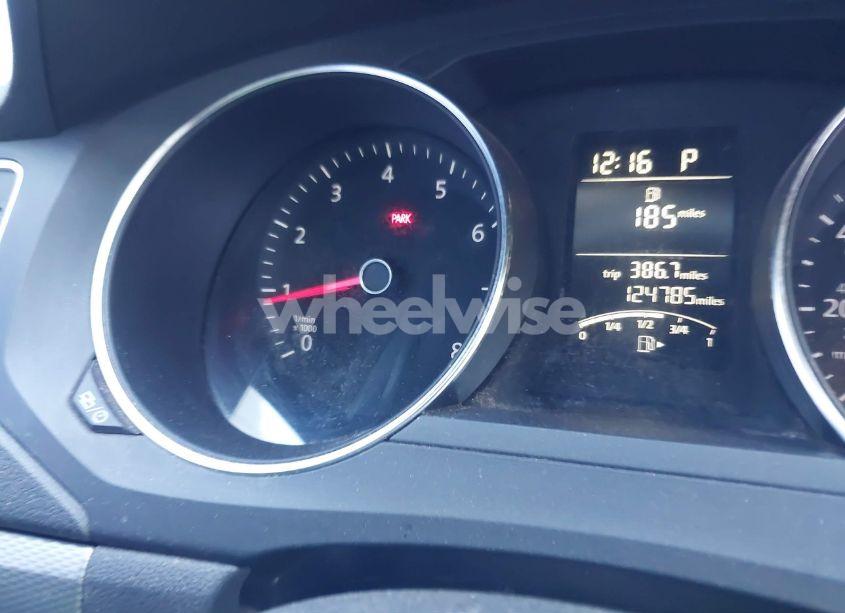 Photo 15 of 2017 Volkswagen Jetta 1.4T S (VIN 3VW2B7AJ7HM370502)