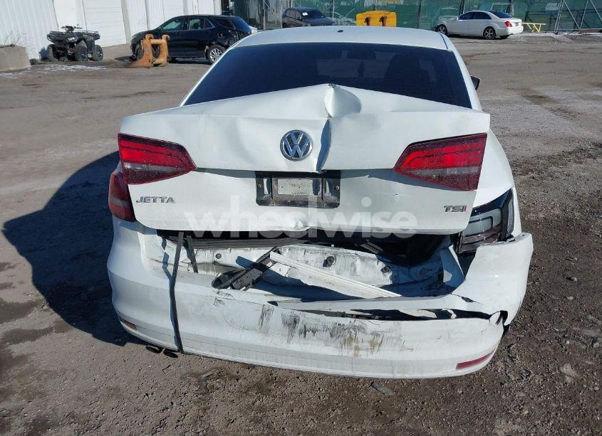 Photo 6 of 2017 Volkswagen Jetta 1.4T S (VIN 3VW2B7AJ7HM370502)