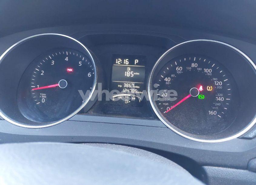 Photo 7 of 2017 Volkswagen Jetta 1.4T S (VIN 3VW2B7AJ7HM370502)