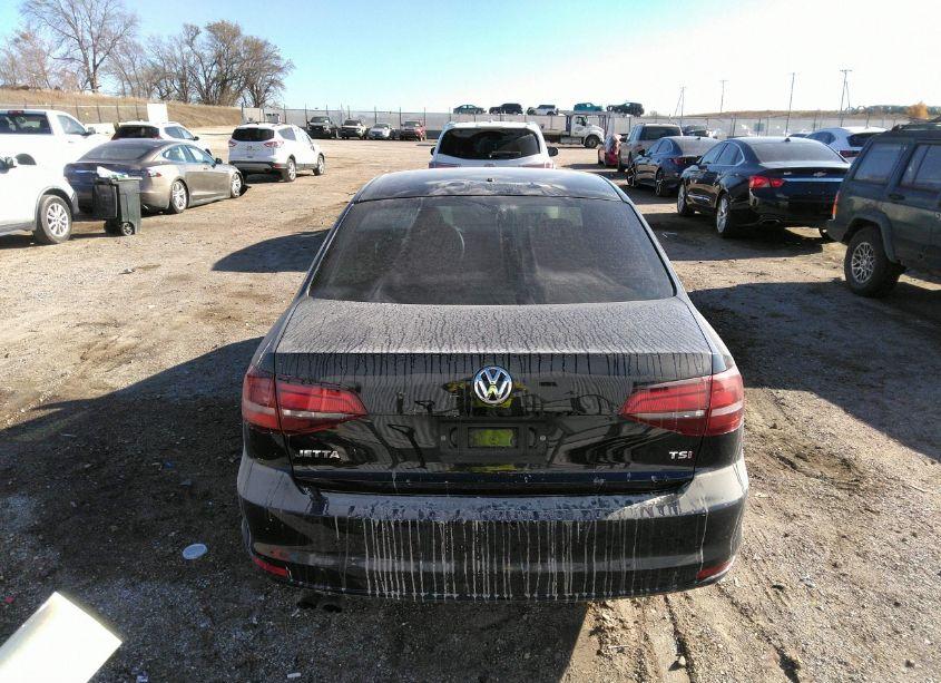 Photo 16 of 2017 Volkswagen Jetta 1.4T S (VIN 3VW2B7AJ7HM402364)