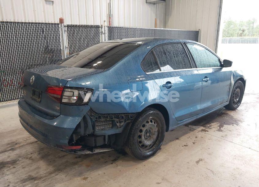 Photo 4 of 2017 Volkswagen Jetta 1.4T S (VIN 3VW2B7AJ7HM408133)