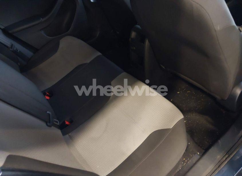 Photo 8 of 2017 Volkswagen Jetta 1.4T S (VIN 3VW2B7AJ7HM408133)