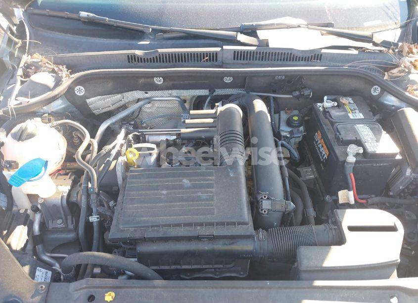 Photo 10 of 2017 Volkswagen Jetta 1.4T S (VIN 3VW2B7AJ8HM286284)