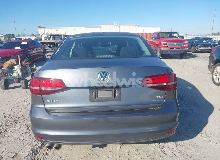 Photo 15 of 2017 Volkswagen Jetta 1.4T S (VIN 3VW2B7AJ8HM286284)